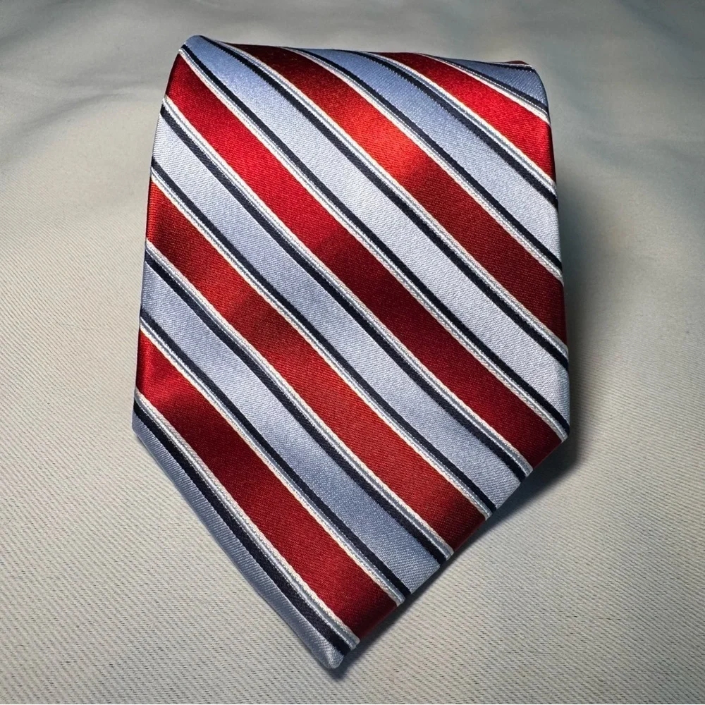 Croft & Barrow Silk Tie Red and Light Blue Striped preppy, formal, office